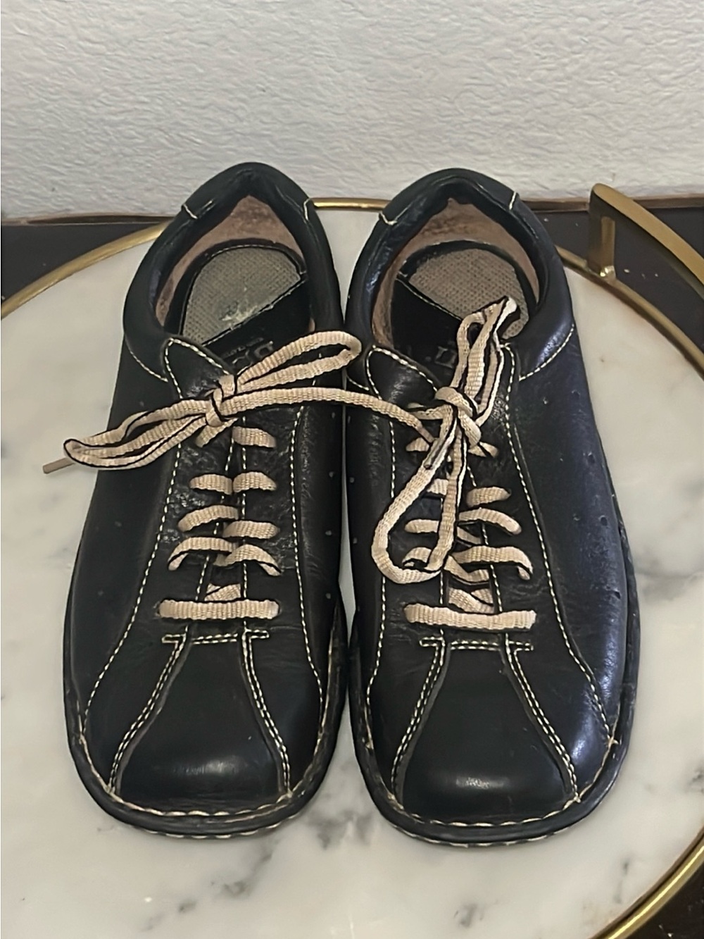 Born Black Leather Oxford’s Lace Up 8